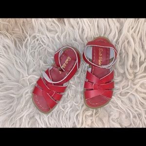Salt Water girls sandals sz 10 toddler red